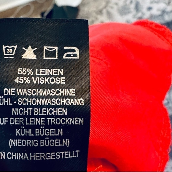 Joie Farron High Rise Linen Shorts, red, size 6 - Picture 4 of 7